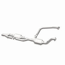 Load image into Gallery viewer, Magnaflow Conv DF 04-07 Dodge Ram 5.7L Magnaflow