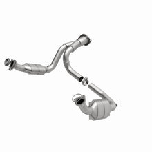 Load image into Gallery viewer, MagnaFlow Conv DF 07-08 Escalade 6.2 Driver Side OEM Magnaflow