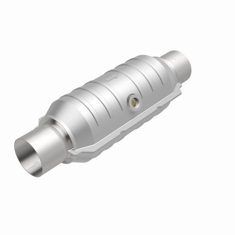 MagnaFlow Conv Univ 2.5in Inlet/Outlet Center/Center Round 11in Body L x 5.125in W x 15in Overall L Magnaflow