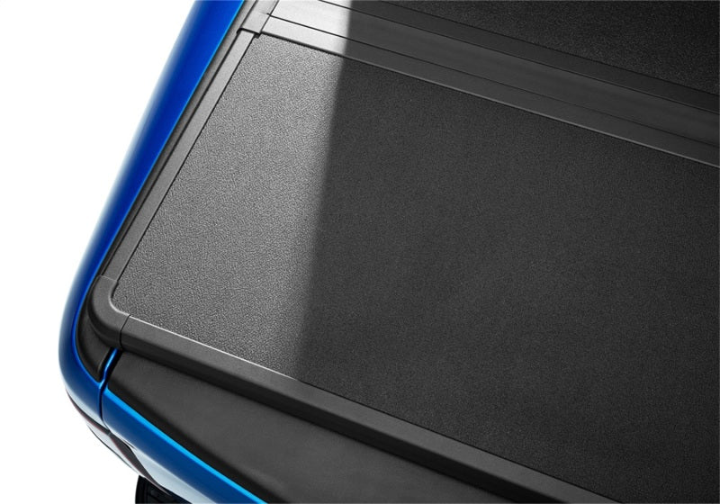 Extang 19-22 Dodge Ram (5ft. 7in. Bed) Solid Fold ALX Extang
