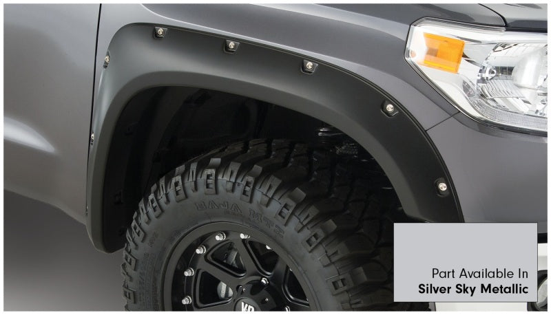 Bushwacker 16-18 Toyota Tundra Fleetside Pocket Style Flares 4pc 66.7/78.7/97.6in Bed - Silver Sky Bushwacker