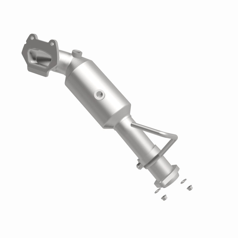 MagnaFlow Conv Direct Fit OEM 12-17 Jeep Wrangler 3.6L Underbody Magnaflow