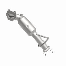 Load image into Gallery viewer, MagnaFlow Conv Direct Fit OEM 12-17 Jeep Wrangler 3.6L Underbody Magnaflow