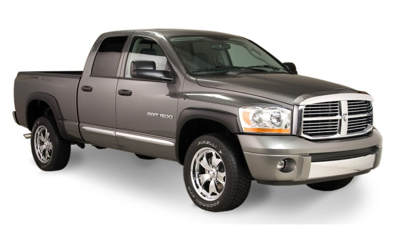 Bushwacker 19-22 Ram 1500 (Excl. Rebel/TRX) 76.3 & 67.4in Bed OE Style Flares 4pc Set - Blk / Smooth Bushwacker