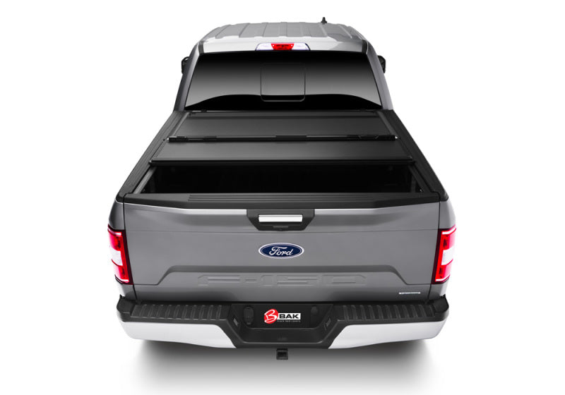 BAK 21-22 Ford F-150 (Incl. 2022 Lightning) BAKFlip MX4 5.7ft Bed Cover - Matte Finish BAK