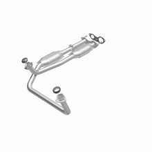 Load image into Gallery viewer, MagnaFlow Conv DF GM Truck/Suv Dual Outlet 96 Magnaflow