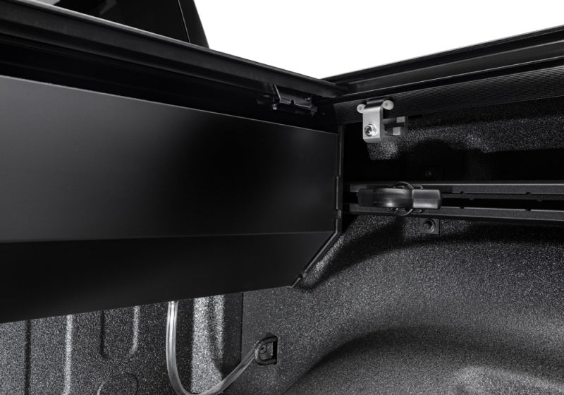 Retrax 17-21 Super Duty F-250-350 Short Bed RetraxPRO MX Retrax
