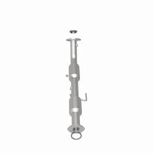 Load image into Gallery viewer, MagnaFlow Conv DF 05-08 Tacoma 2.7 Rear Magnaflow