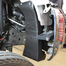 Load image into Gallery viewer, Banks Power 03-07 Chevy 6.6L Super-Scoop Kit Banks Power
