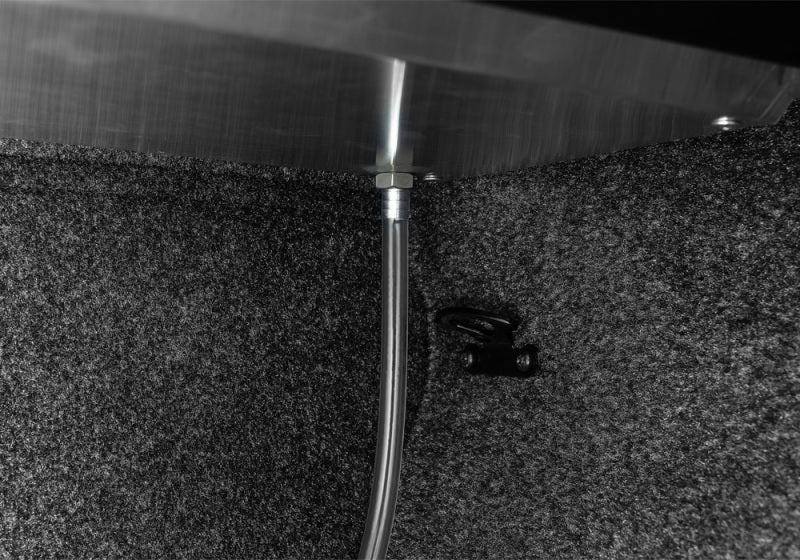 Roll-N-Lock 2021 Ford F-150 67.1in E-Series Retractable Tonneau Cover Roll-N-Lock