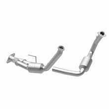 Load image into Gallery viewer, MagnaFlow Conv DF 06-07 Jeep Commander / 05-10 Grand Cherokee 5.7L Y-Pipe Assy (49 State) Magnaflow