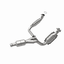 Load image into Gallery viewer, MagnaFlow Conv DF 09-13 Chevy Avalanche 5.3L Magnaflow