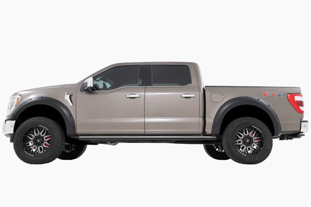 Pocket Fender Flares | JS Iconic Silver | Ford F-150 2WD/4WD (21-23) Rough Country