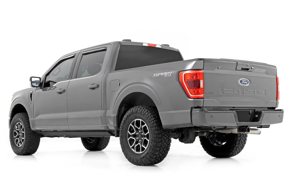 Power Running Boards | Lighted | Crew Cab | Ford F-150/F-150 Lightning/Raptor/Super Duty (15-23) Rough Country