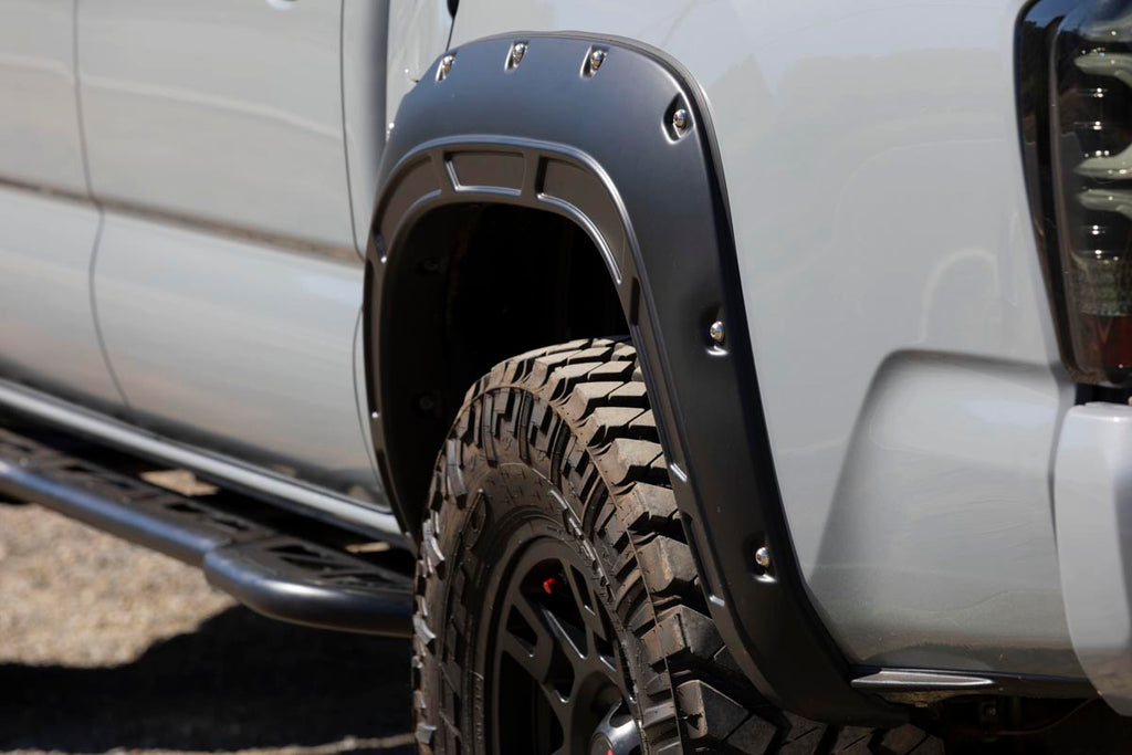 Defender Pocket Fender Flares | 040 Super White | Toyota Tacoma (16-23) Rough Country