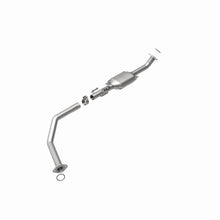 Load image into Gallery viewer, MagnaFlow Conv DF 01-04 Toyota Sequoia 4.7L D/S Magnaflow