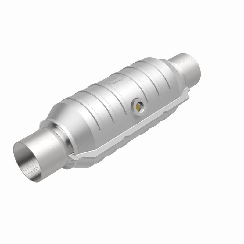 MagnaFlow Conv Univ 2.5in Inlet/Outlet Center/Center Round 11in Body L x 5.125in W x 15in Overall L Magnaflow
