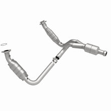 Load image into Gallery viewer, MagnaFlow Conv DF 09-13 Chevy Avalanche 5.3L Magnaflow