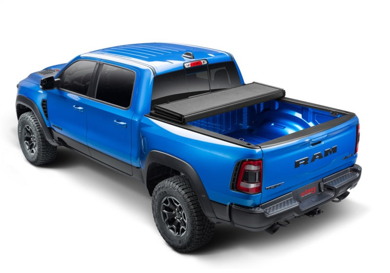 Extang 19-22 Dodge Ram (5ft. 7in. Bed) Solid Fold ALX Extang