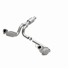 Load image into Gallery viewer, MagnaFlow Conv DF 09-13 Chevy Avalanche 5.3L Magnaflow