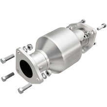 Load image into Gallery viewer, Magnaflow Conv DF 08-09 Accord 3.5L rear Magnaflow