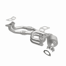 Load image into Gallery viewer, MagnaFlow Converter Direct Fit 06-11 Subaru Impreza 2.5L Magnaflow