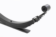 Load image into Gallery viewer, Rear Leaf Springs | 8" Lift | Pair | Ford F-250/F-350 Super Duty (99-07) Rough Country