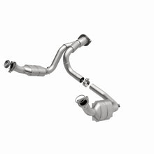 Load image into Gallery viewer, MagnaFlow Conv DF 07-08 Escalade 6.2 Driver Side OEM Magnaflow
