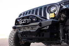 Load image into Gallery viewer, DV8 Offroad 18-23 Wrangler JL/Gladiator JT Spec Series Front Bumper DV8 Offroad