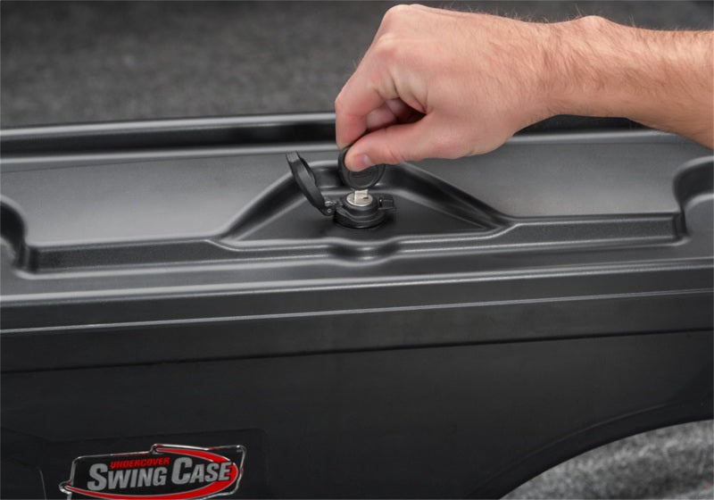 UnderCover 05-20 Toyota Tacoma Drivers Side Swing Case - Black Smooth - Extreme Performance & Offroad