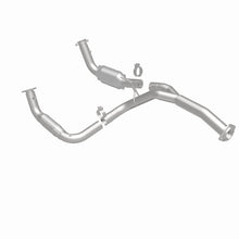 Load image into Gallery viewer, MagnaFlow Conv Direct Fit 11-16 Chevrolet Silverado 2500HD/3500HD / GMC Sierra 2500HD/3500HD Magnaflow