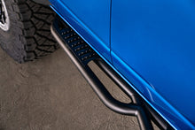 Load image into Gallery viewer, DV8 Offroad 21-22 Ford Bronco OE Plus Series Side Steps DV8 Offroad