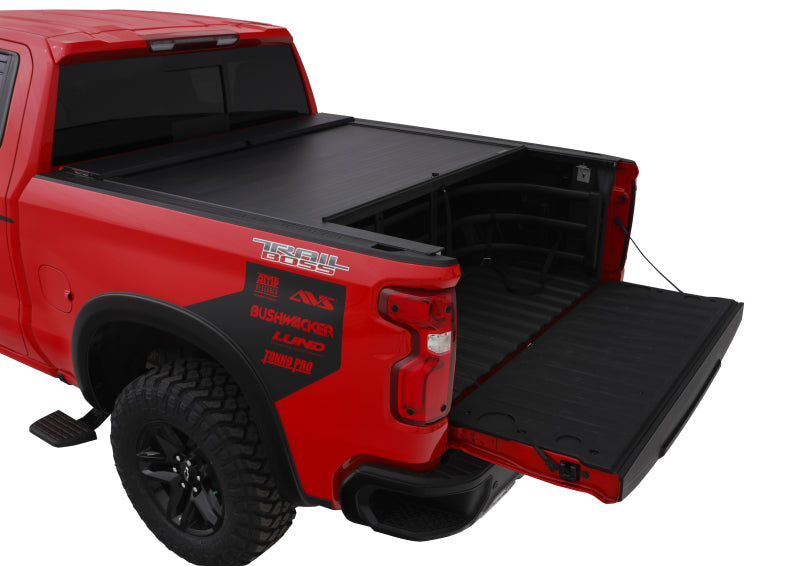 Roll-N-Lock 16-18 Toyota Tacoma Double Cab SB 60-1/2in A-Series Retractable Tonneau Cover Roll-N-Lock