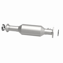 Load image into Gallery viewer, MagnaFlow Conv DF 97-01 Honda CR-V 2.0L Magnaflow