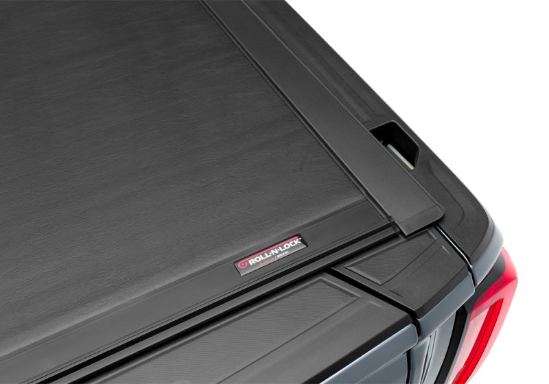 Roll-N-Lock 2020 Chevy Silverado / GMC Sierra 2500-3500 80-1/2in M-Series Retractable Tonneau Cover Roll-N-Lock