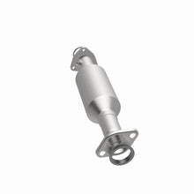 Load image into Gallery viewer, MagnaFlow Conv DF 97-01 Honda CR-V 2.0L Magnaflow