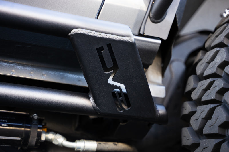 DV8 Offroad 21-23 Ford Bronco FS-15 Series 2-Door Rock Sliders DV8 Offroad