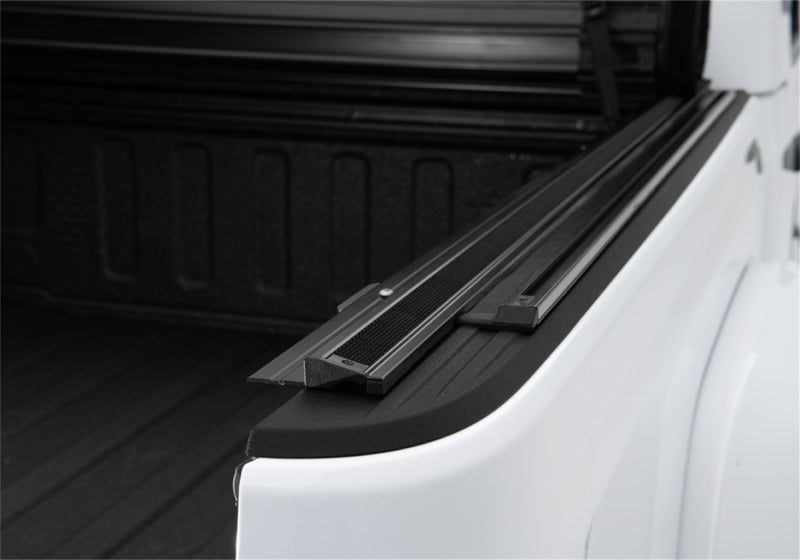 Truxedo 2020 Jeep Gladiator 5ft Sentry CT Bed Cover Truxedo
