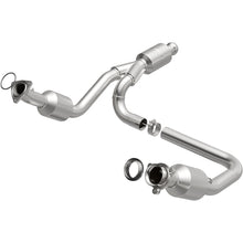 Load image into Gallery viewer, MagnaFlow Conv Direct Fit 14-16 GMC Sierra 1500 V6 4.3L Magnaflow