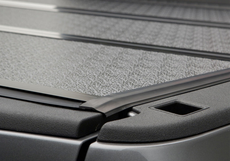 UnderCover 02-18 Dodge Ram 1500 (w/o Rambox) (19-20 Classic) 6.4ft Flex Bed Cover Undercover