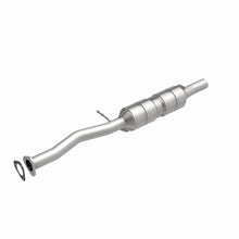Load image into Gallery viewer, MagnaFlow Conv DF 00-01 Excursion With 5.4L A Magnaflow