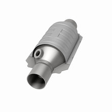 Load image into Gallery viewer, MagnaFlow Conv Univ 2.25 Single O2 FED Magnaflow