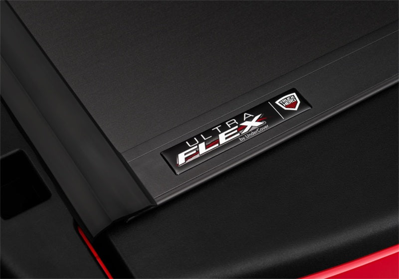 UnderCover 19-20 Ram 1500 5.7ft Ultra Flex Bed Cover - Matte Black Finish Undercover