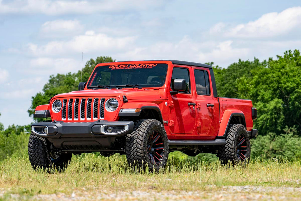 2.5 Inch Leveling Kit | Spacers | N3 | Jeep Gladiator JT 4WD (20-23) Rough Country