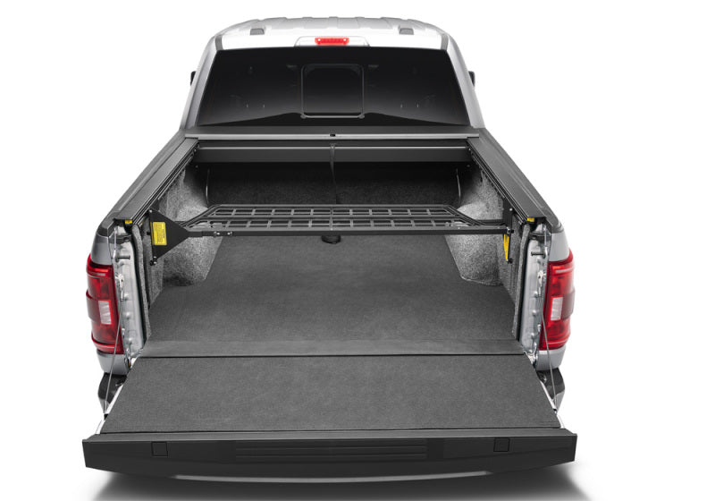 Roll-N-Lock 17-19 Ford F-250/F-350 Super Duty SB 80-3/8in Cargo Manager Roll-N-Lock
