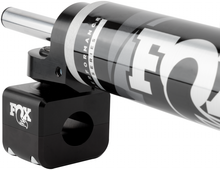Load image into Gallery viewer, Fox 2017+ Ford Superduty 2.0 Perf Series 8.1in. TS Stabilizer Steering Damper 1-1/8 in Tie Rod FOX