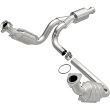Load image into Gallery viewer, MagnaFlow Conv DF 09-13 Chevy Avalanche 5.3L Magnaflow