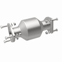 Load image into Gallery viewer, Magnaflow Conv DF 08-09 Accord 3.5L rear Magnaflow