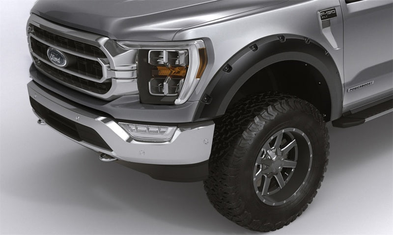 Bushwacker 99-07 Ford F-250 / F-350 Super Duty (Excl. Dually) Forge Style Flares 4pc - Black Bushwacker