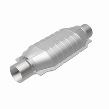 Load image into Gallery viewer, MagnaFlow Conv Universal 2.5 inch T2 Rear Magnaflow